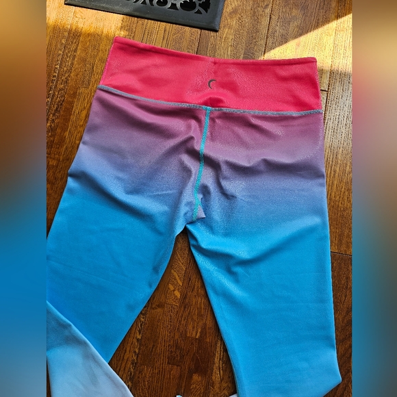 ZYIA 8-10 firecracker ombre light n tight legging - Picture 4 of 6